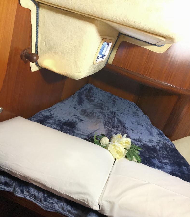 Bed&Boat Eolo 3 Hotell Venezia Eksteriør bilde