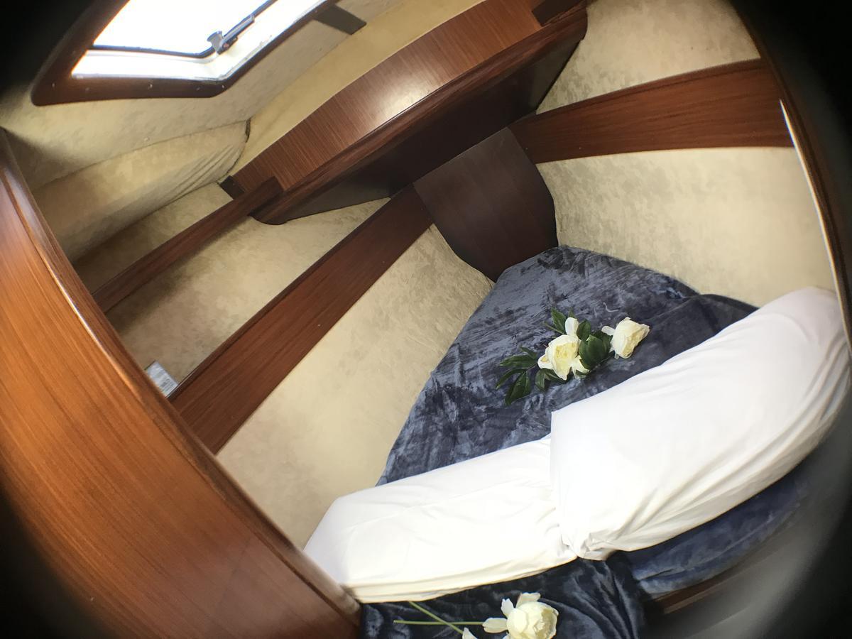 Bed&Boat Eolo 3 Hotell Venezia Eksteriør bilde