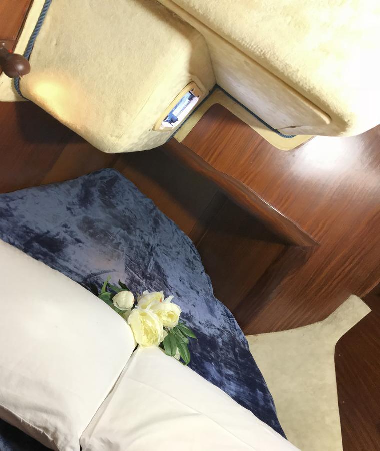 Bed&Boat Eolo 3 Hotell Venezia Eksteriør bilde