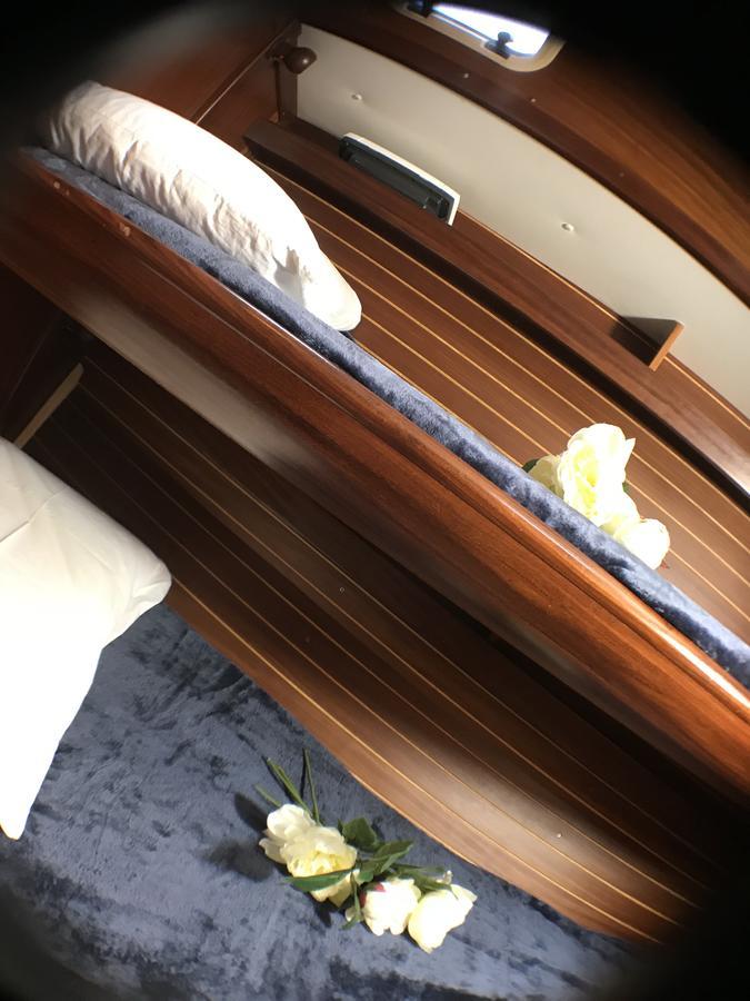 Bed&Boat Eolo 3 Hotell Venezia Eksteriør bilde